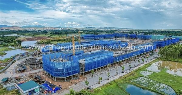 Công trường Vinhomes Golden Avenue tấp nập ngày đêm, hứa hẹn bàn giao sớm 11